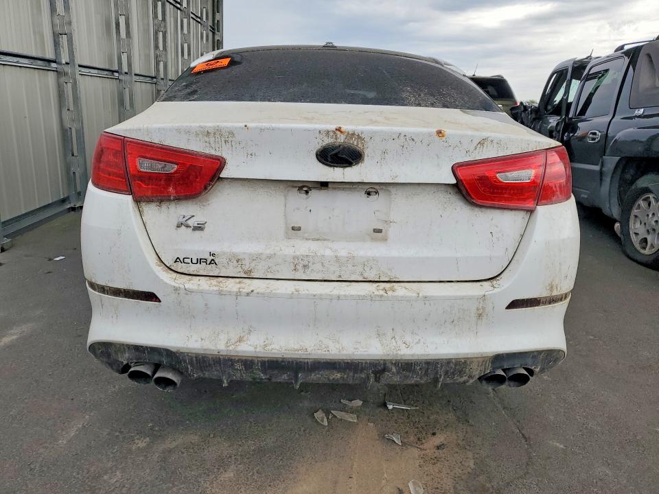 2015 Kia Optima VIN 5XXGR4A69FG405733 COPART salvage auction — MINOR DENT/SCRATCHES, NC - DIS/DLR/EXP ONLY CLEAN TITLE, sold $700 on 2026-07-20 (photo 6)