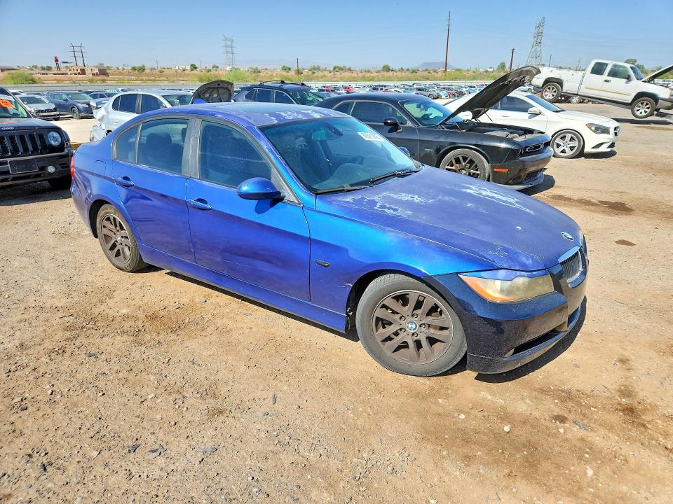 2007 BMW 3 series VIN WBAVC53587FZ79661 COPART salvage auction — REAR END, AZ - CERTIFICATE OF TITLE, sold $525 on 2026-07-31 (photo 4)