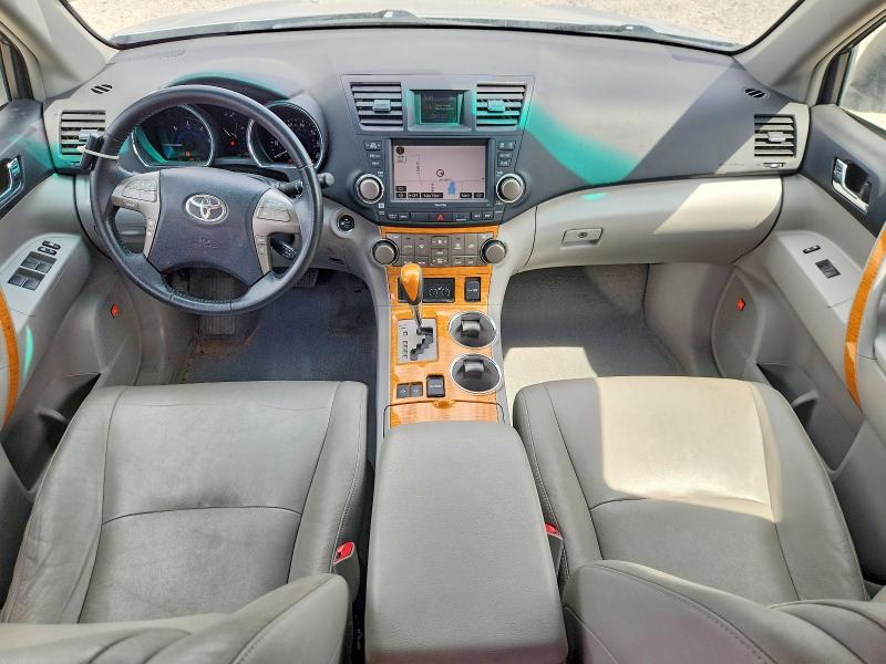 2010 Toyota Highlander VIN JTEJW3EHXA2047394 COPART salvage auction — MECHANICAL, Ut - Certificate Of Title, sold $400 on 2026-07-31 (photo 8)