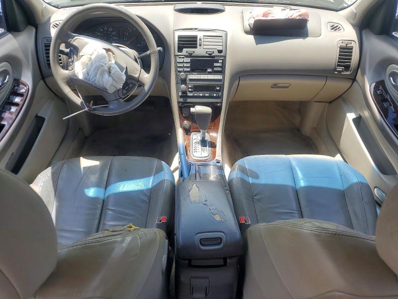 2001 Nissan Maxima VIN JN1CA31D51T814550 COPART salvage auction — FRONT END, FL - CERT OF TITLE SLVG REBUILDABLE, sold $600 on 2026-07-27 (photo 8)