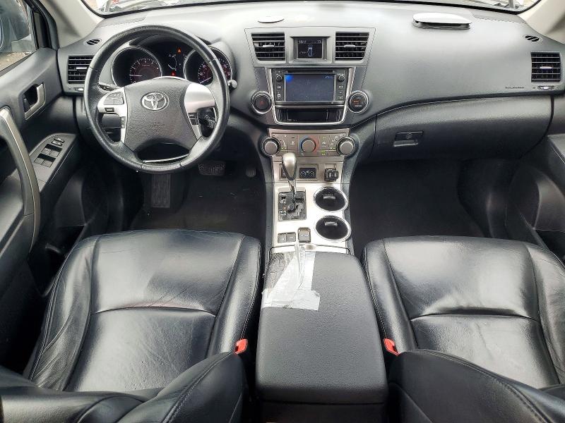 2013 Toyota Highlander VIN 5TDBK3EH5DS265535 COPART salvage auction — FRONT END, Md - Cert Of Salvage > 75% Damage, sold $4,250 on 2026-07-20 (photo 8)