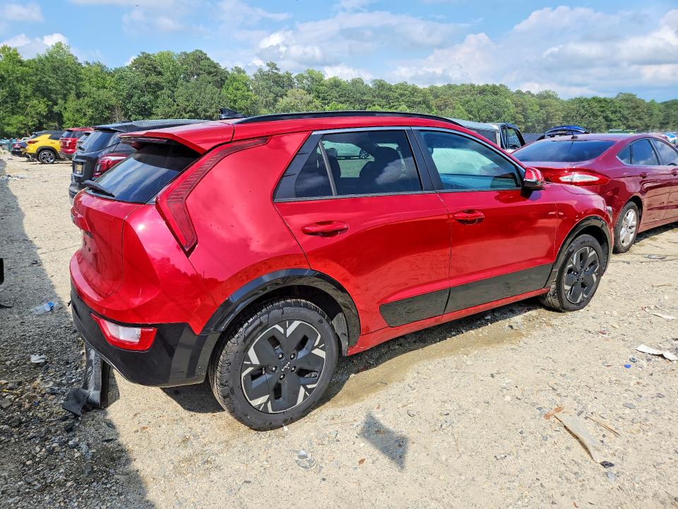 2024 Kia Niro VIN KNDCR3L11R5122097 COPART salvage auction — FRONT END, FL - CERTIFICATE OF TITLE, sold $8,200 on 2026-07-22 (photo 3)