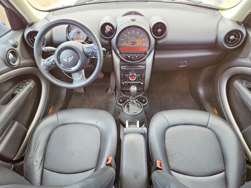 2015 Mini Cooper VIN WMWZB3C5XFWR44708 COPART salvage auction — MINOR DENT/SCRATCHES, CO - DIS/DLR/EXP ONLY CLEAN TITLE, sold $750 on 2026-08-05 (photo 8)