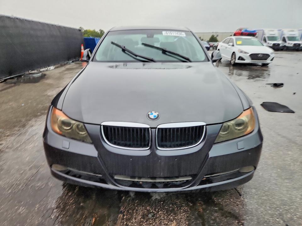 2008 BMW 3 series VIN WBAVC93548K037834 COPART salvage auction — MINOR DENT/SCRATCHES, FL - CERTIFICATE OF TITLE (P), sold $375 on 2026-07-23 (photo 5)