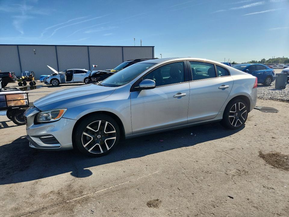 2017 Volvo VIN YV126MFL4H2431418 COPART salvage auction — FRONT END, Fl - Cert Of Title Slvg Rebuildable, sold $2,250 on 2026-07-22 (photo 1)
