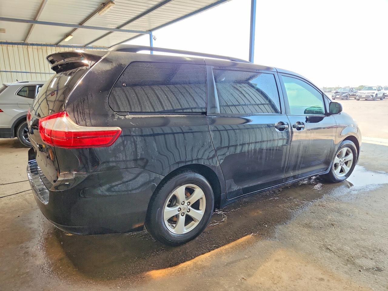 2017 Toyota Sienna VIN 5TDKZ3DC9HS844468 COPART salvage auction — Minor Dent/Scratches, CO - CERTIFICATE OF TITLE, sold $8,300 on 2026-07-09 (photo 3)
