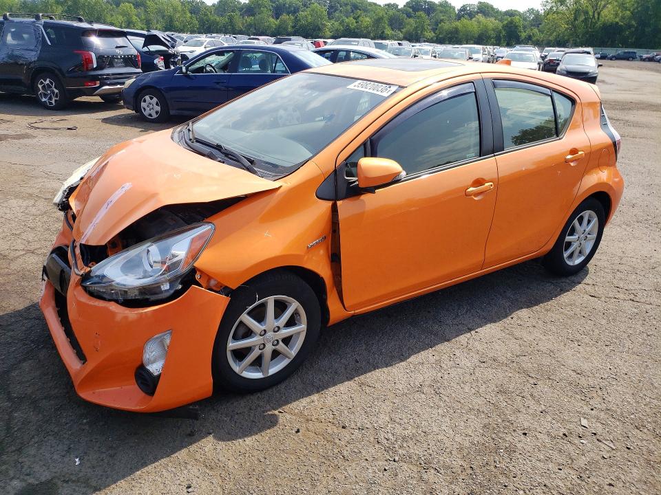 2015 Toyota Prius c VIN JTDKDTB35F1114049 COPART salvage auction — FRONT END, CT - CERT OF TITLE-SALVAGE, sold $2,000 on 2026-07-17 (photo 1)