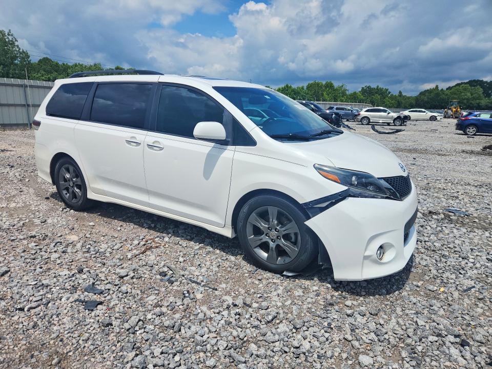 2016 Toyota Sienna VIN 5TDXK3DC2GS721877 COPART salvage auction — HAIL, Al - Cert Of Title-Salvage Title, sold $175 on 2026-07-21 (photo 4)