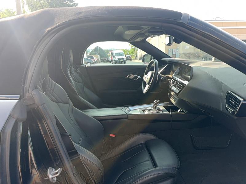 2020 BMW Z4 VIN WBAHF9C09LWW44449 COPART salvage auction — NORMAL WEAR, Nj - Certificate Of Title (P), sold $26,500 on 2026-08-04 (photo 5)