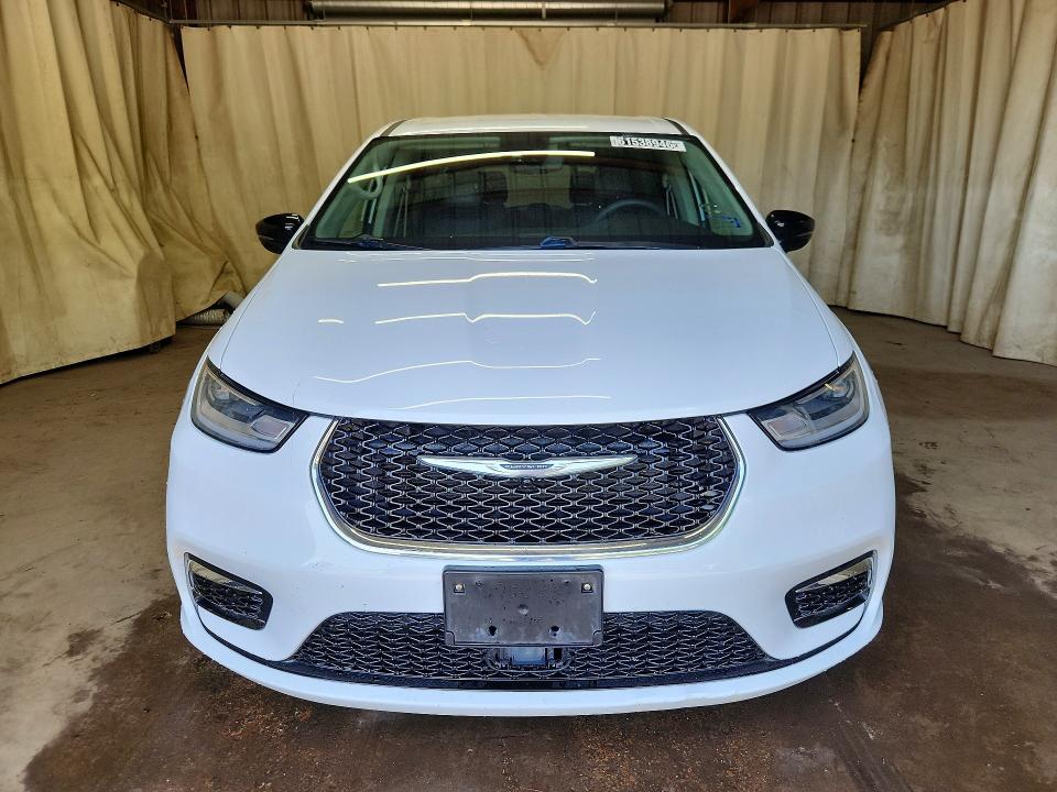 2024 Chrysler Pacifica VIN 2C4RC1BG3RR116410 COPART salvage auction — MINOR DENT/SCRATCHES, Tx - Certificate Of Title, sold $7,600 on 2026-07-28 (photo 5)
