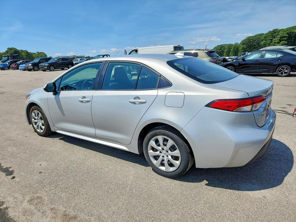 2025 Toyota Corolla VIN 5YFB4MDE1SP247496 COPART salvage auction — NORMAL WEAR, OH - CERTIFICATE OF TITLE, sold $9,100 on 2026-07-27 (photo 2)