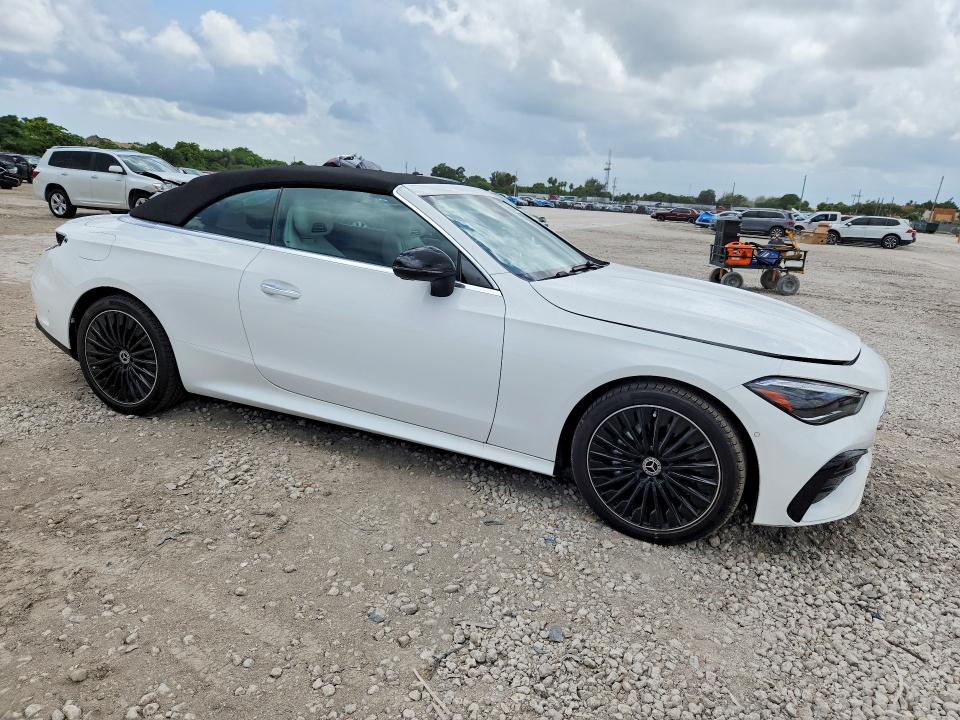2026 Mercedes-benz VIN W1KMK4HB2TF086878 COPART salvage auction — SIDE, Fl - Cert Of Title Slvg Rebuildable, sold $18,800 on 2026-07-28 (photo 4)