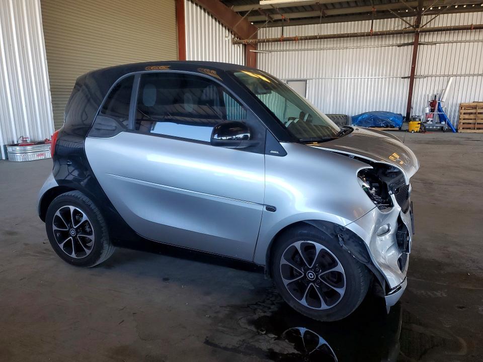 2016 Smart Fortwo VIN WMEFJ5DA5GK048147 COPART salvage auction — FRONT END, Ca - Salvage Certificate, sold $15 on 2026-07-27 (photo 4)