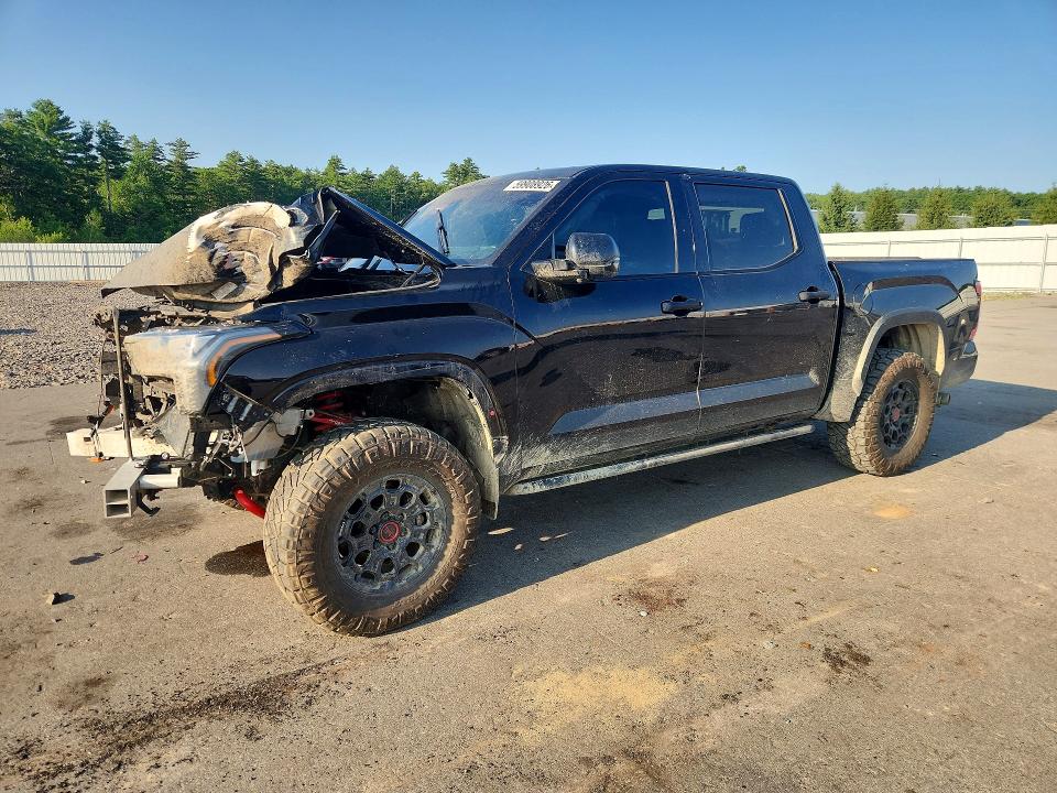 2025 Toyota Tundra VIN 5TFPC5DBXSX087673 COPART salvage auction — FRONT END, ME - CERT OF TITLE-SALVAGE COLLISIO (P), sold $13,800 on 2026-07-24 (photo 1)