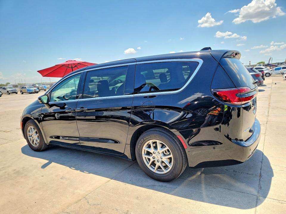 2024 Chrysler Pacifica VIN 2C4RC1BG5RR165186 COPART salvage auction — NORMAL WEAR, Tx - Certificate Of Title (P), sold $21,900 on 2026-07-23 (photo 2)