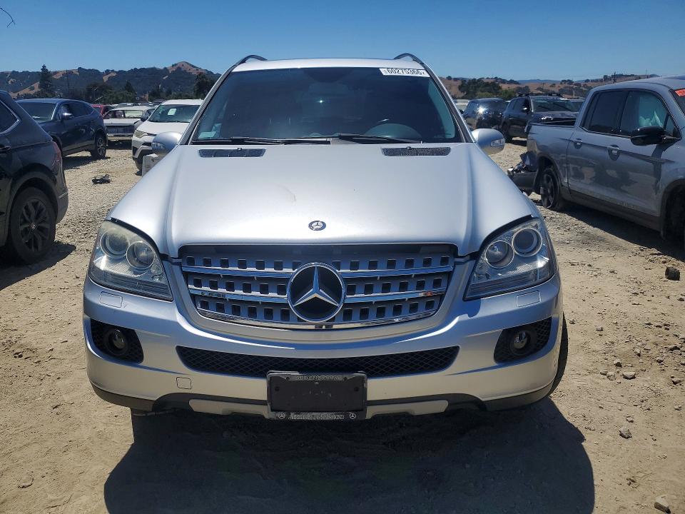 2008 Mercedes-benz Ml-class VIN 4JGBB86E38A321701 COPART salvage auction — MINOR DENT/SCRATCHES, CA - DIS/DLR/EXP ONLY CLEAN TITLE, sold $575 on 2026-07-09 (photo 5)