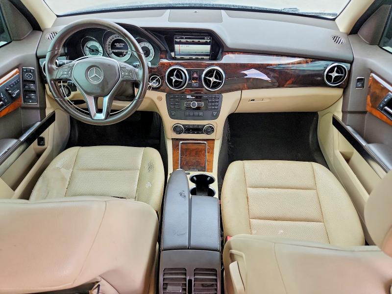 2013 Mercedes-benz VIN WDCGG5HB1DG024800 COPART salvage auction — MINOR DENT/SCRATCHES, Mt - Certificate Of Title (P), sold $1,500 on 2026-07-28 (photo 8)