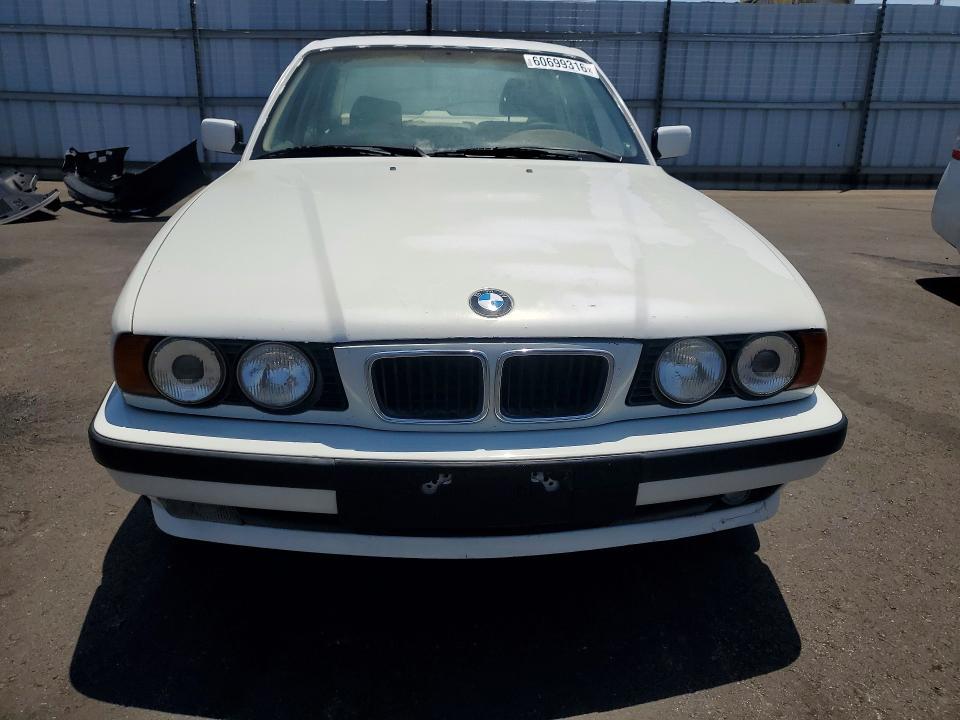 1995 BMW 5 series VIN WBAHD5323SGB37770 COPART salvage auction — MINOR DENT/SCRATCHES, Ca - Dis/Dlr/Exp Only Clean Title, sold $550 on 2026-07-27 (photo 5)
