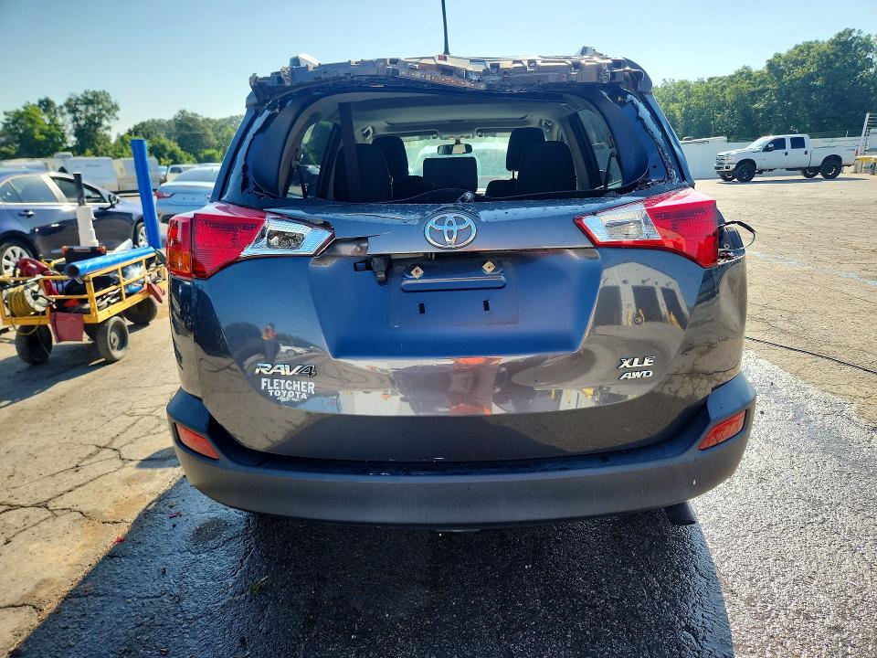 2015 Toyota Rav 4 VIN JTMRFREV6FD152932 COPART salvage auction — REAR END, Mo - Salvage Certificate Of Title, sold $125 on 2026-07-29 (photo 6)