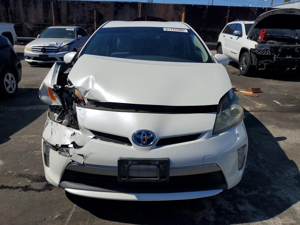 2012 Toyota Prius plug-in VIN JTDKN3DP2C3029540 COPART salvage auction — FRONT END, Ca - Salvage Certificate, sold $200 on 2026-07-29 (photo 5)