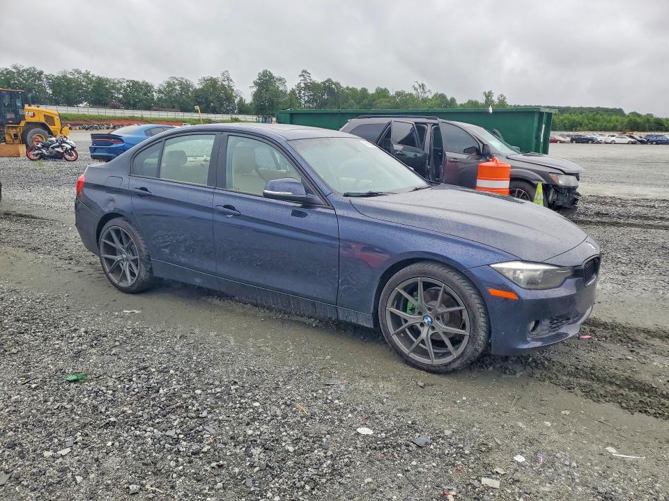 2013 BMW 3 series VIN WBA3B3C5XDF531478 COPART salvage auction — MECHANICAL, Sc - Certificate Of Title, sold $850 on 2026-07-17 (photo 4)