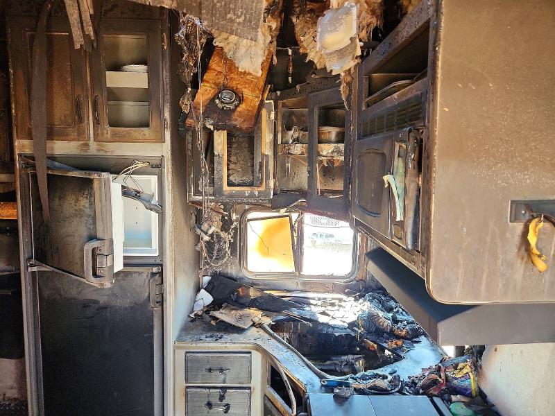2008 Heartland Unknown VIN 5SFGF32268E006393 COPART salvage auction — BURN, UT - NON-REPAIRABLE CERTIFICATE, sold $4 on 2026-07-24 (photo 9)