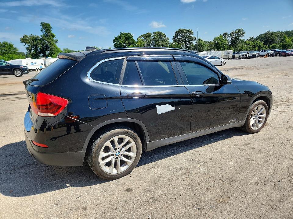 2015 BMW X1 VIN WBAVL1C58FVY35119 COPART salvage auction — MECHANICAL, Mo - Certificate Of Title, sold $650 on 2026-07-08 (photo 3)