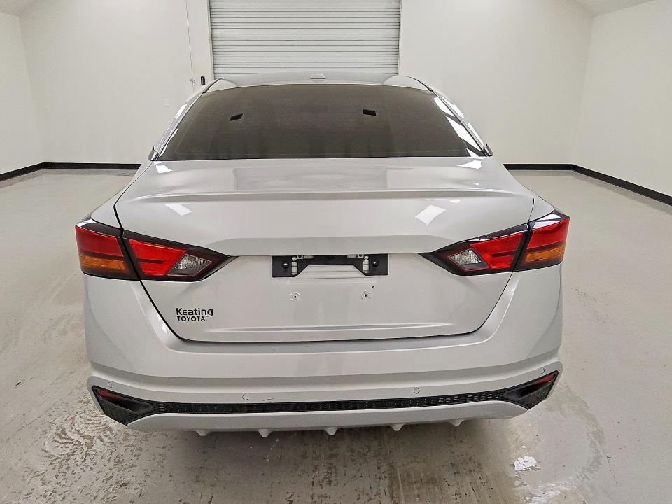 2024 Nissan Altima VIN 1N4BL4DV6RN360313 COPART salvage auction — MINOR DENT/SCRATCHES, Tx - Certificate Of Title, sold $13,900 on 2026-07-30 (photo 6)
