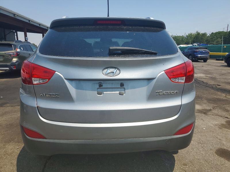 2011 Hyundai Tucson VIN KM8JU3AC1BU272888 COPART salvage auction — FRONT END, CO - DIS/DLR/EXP ONLY CLEAN TITLE, sold $1,550 on 2026-07-09 (photo 6)