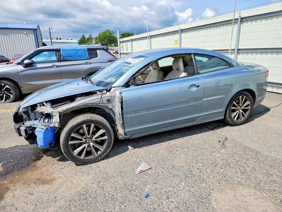 2010 Volvo C70 VIN YV1672MC3AJ091762 COPART salvage auction — FRONT END, PA - CERTIFICATE OF SALVAGE, sold $175 on 2026-08-11 (photo 1)