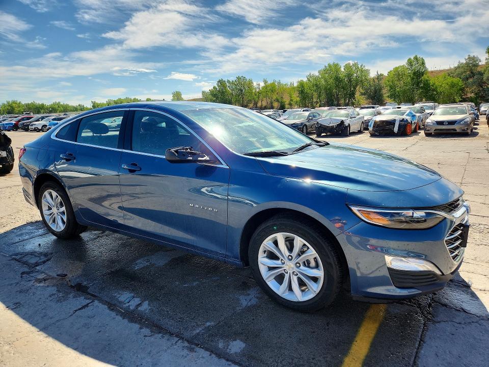 2024 Chevrolet Malibu VIN 1G1ZD5ST5RF215473 COPART salvage auction — HAIL, Co - Certificate Of Title, sold $1,100 on 2026-07-27 (photo 4)