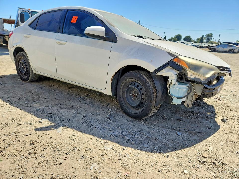 2015 Toyota Corolla VIN 5YFBURHE0FP276226 COPART salvage auction — FRONT END, Ca - Dis/Dlr/Exp App For Dup Clean, sold $800 on 2026-07-27 (photo 4)