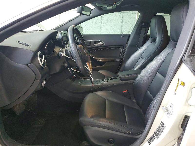 2014 Mercedes-benz VIN WDDSJ4EB2EN052561 COPART salvage auction — MINOR DENT/SCRATCHES, Salvage Title, sold $1,800 on 2026-07-15 (photo 7)