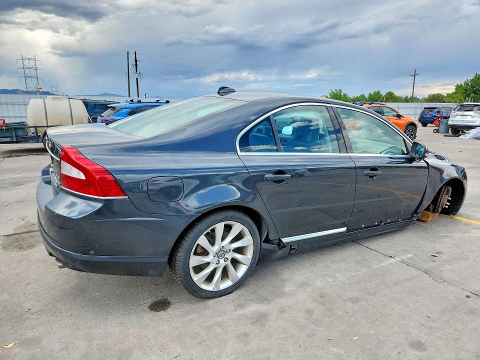 2012 Volvo S80 VIN YV1902AH0C1159410 COPART salvage auction — FRONT END, Co - Salvage Title, sold $875 on 2026-08-12 (photo 3)