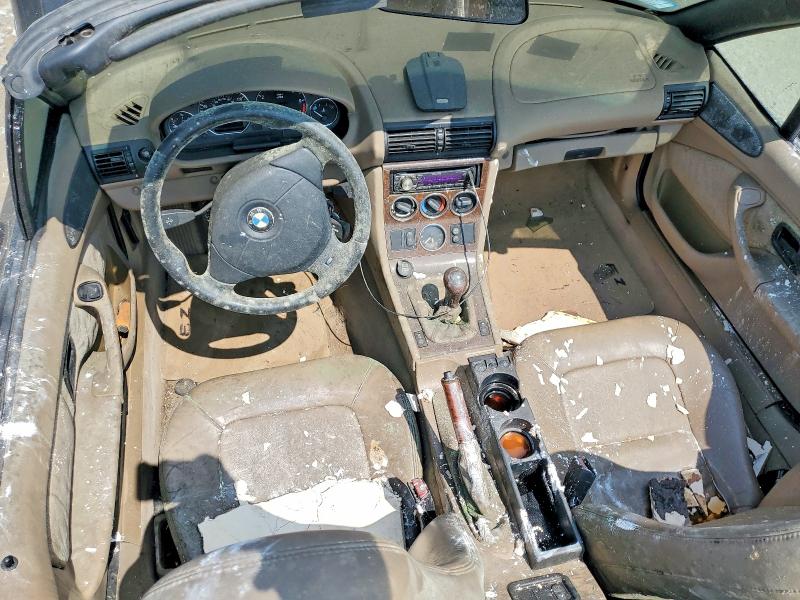 2000 BMW Z3 VIN WBACH9343YLF89676 COPART salvage auction — BURN, MA - CERT OF TITLE-RECONSTRCTD COLL, sold $350 on 2026-08-06 (photo 8)