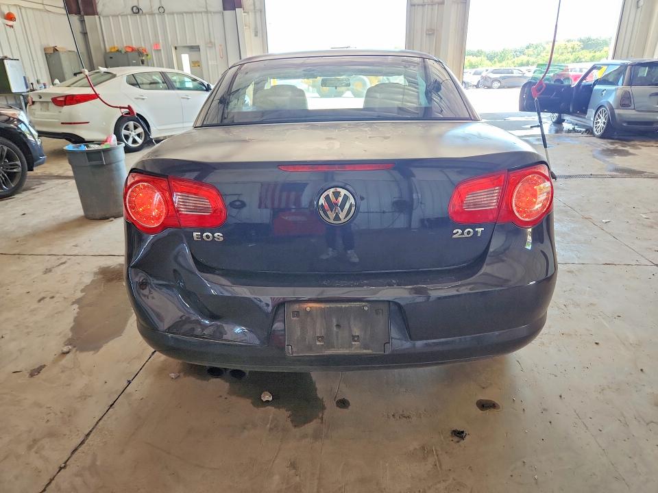 2008 Volkswagen Eos VIN WVWBA71F58V001029 COPART salvage auction — REAR END, WI - JUNKED VEHICLE BILL OF SALE, sold $250 on 2026-07-27 (photo 6)