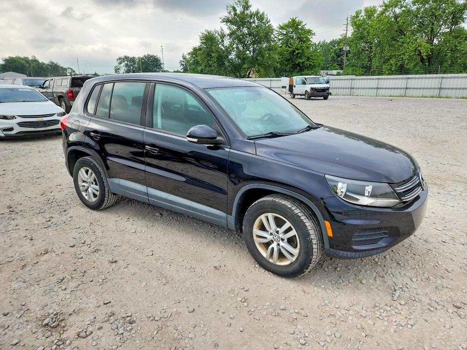 2013 Volkswagen Tiguan VIN WVGAV3AX7DW592000 COPART salvage auction — MECHANICAL, Oh - Cert Of Title-Flood History, sold $225 on 2026-08-04 (photo 4)