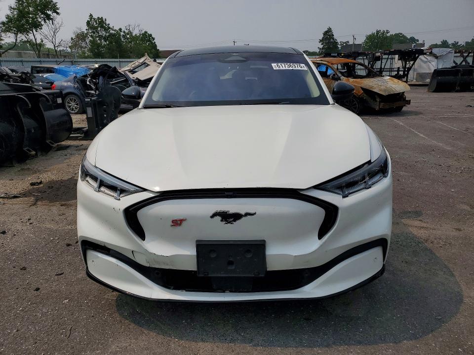 2023 Ford Mustang mach-e VIN 3FMTK3SU6PMA90301 COPART salvage auction — SIDE, Md - Cert Of Salvage > 75% Damage, sold $10,600 on 2026-07-30 (photo 5)
