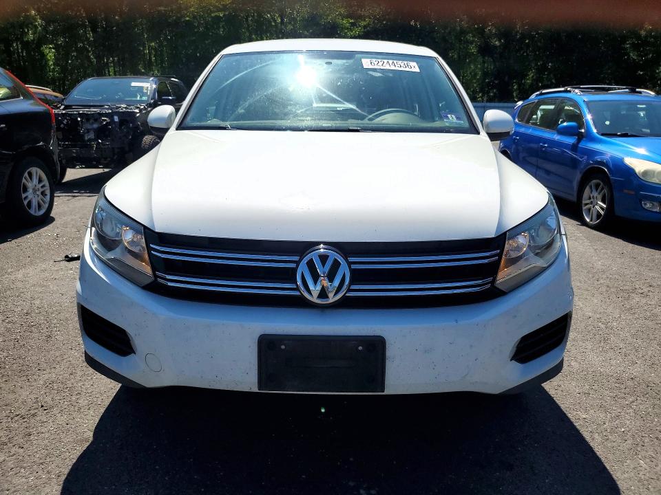 2017 Volkswagen Tiguan VIN WVGBV7AX1HK052702 COPART salvage auction — REAR END, NJ - CERTIFICATE OF TITLE, sold $150 on 2026-07-30 (photo 5)