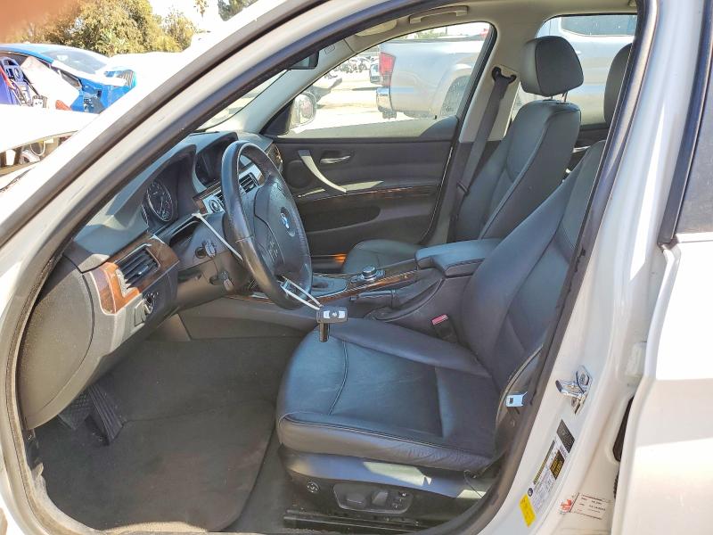 2009 BMW 3 series VIN WBAPH57589NL80241 COPART salvage auction — MINOR DENT/SCRATCHES, CA - DIS/DLR/EXP APP FOR DUP CLEAN, sold $2,000 on 2026-07-17 (photo 7)