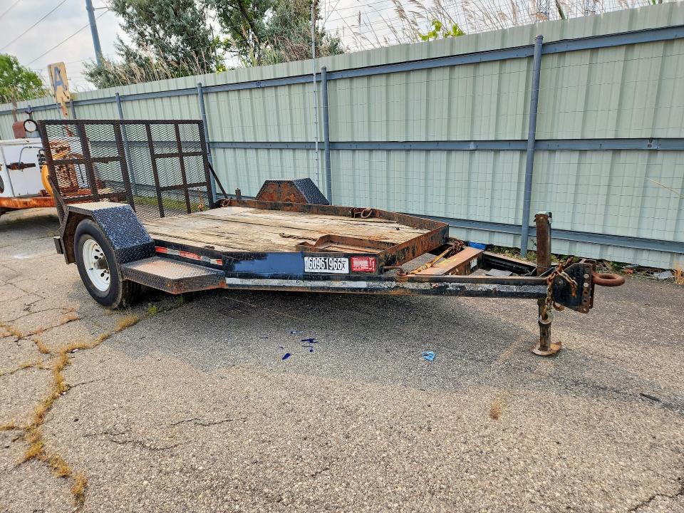 2011 Unknown VIN 1T9BU1219BW940056 COPART salvage auction — MINOR DENT/SCRATCHES, MI - CERTIFICATE OF TITLE, sold $400 on 2026-09-08 (photo 4)