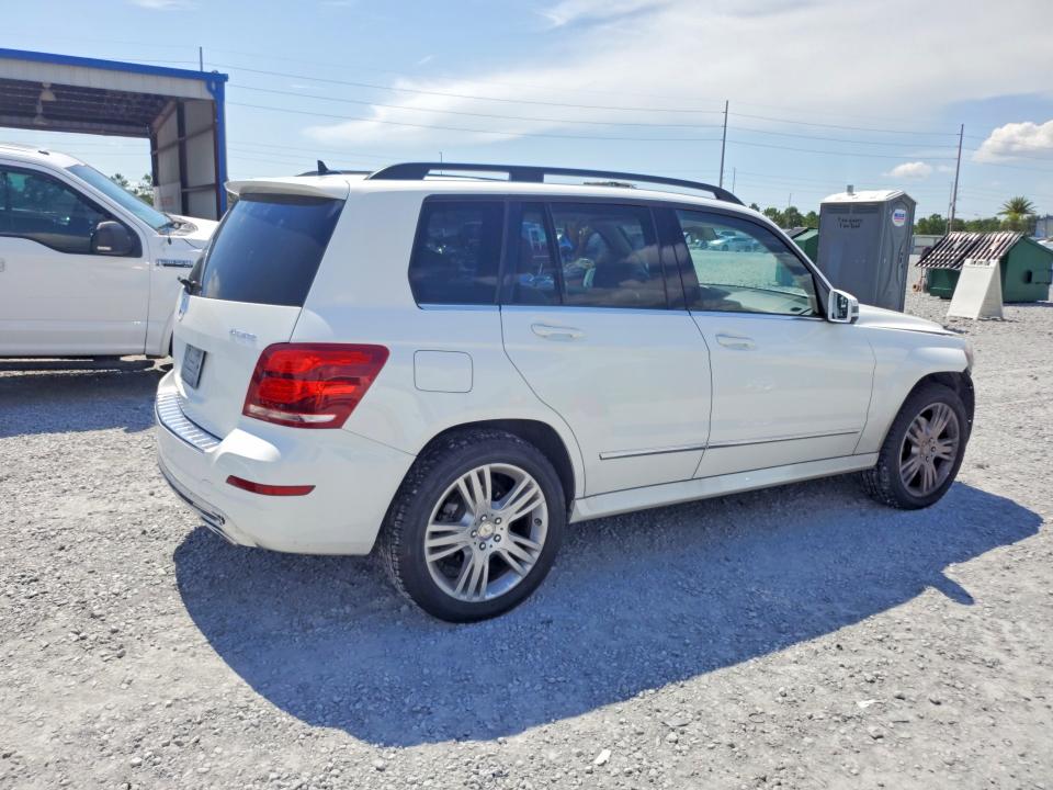 2015 Mercedes-benz VIN WDCGG8JB3FG352895 COPART salvage auction — FRONT END, Salvage Title, sold $2,350 on 2026-07-21 (photo 3)