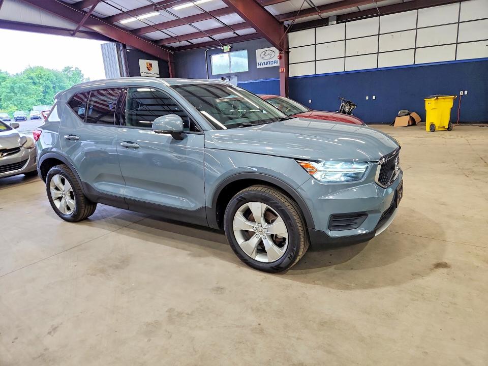 2020 Volvo Xc40 VIN YV4162UK0L2278235 COPART salvage auction — MINOR DENT/SCRATCHES, Pa - Cert Of Title (P), sold $7,900 on 2026-07-27 (photo 4)