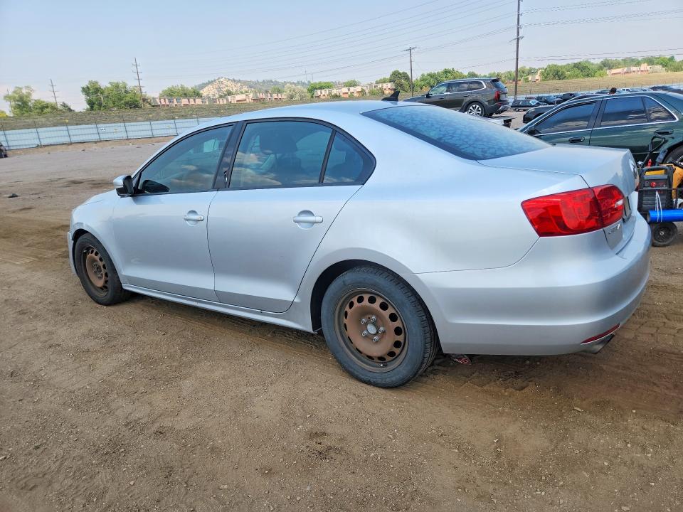 2014 Volkswagen Jetta VIN 3VWD17AJ2EM266085 COPART salvage auction — FRONT END, Co - Dis/Dlr/Exp Only Clean Title, sold $1,100 on 2026-07-22 (photo 2)