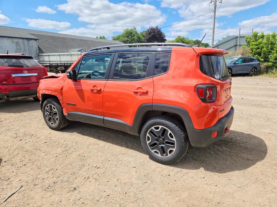 2015 Jeep Renegade VIN ZACCJBCT1FPC03753 COPART salvage auction — FRONT END, MI - CERTIFICATE OF TITLE, sold $2,550 on 2026-08-05 (photo 2)