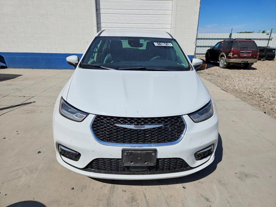 2023 Chrysler Pacifica VIN 2C4RC1L79PR611724 COPART salvage auction — NORMAL WEAR, Ca - Certificate Of Title (P), sold $17,500 on 2026-07-27 (photo 5)