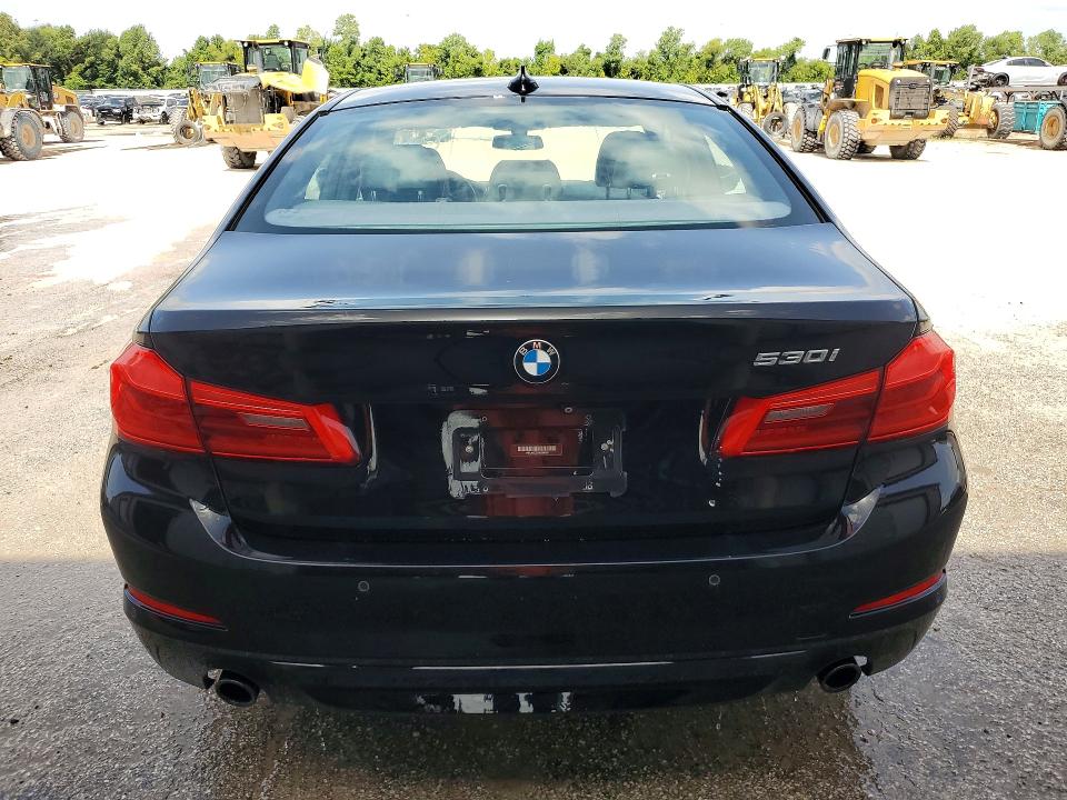 2017 BMW 5 series VIN WBAJA5C30HG894005 COPART salvage auction — NORMAL WEAR, TX - CERTIFICATE OF TITLE, sold $3,050 on 2026-07-28 (photo 6)