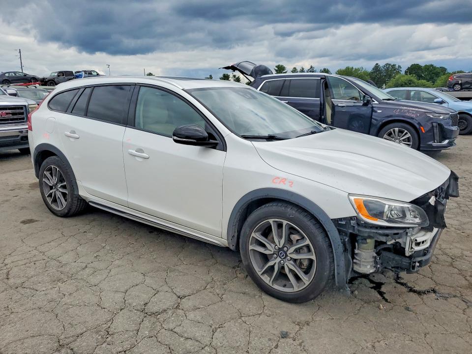 2015 Volvo V60 VIN YV4612HM5F1000893 COPART salvage auction — FRONT END, Pa - Certificate Of Salvage, sold $675 on 2026-08-04 (photo 4)