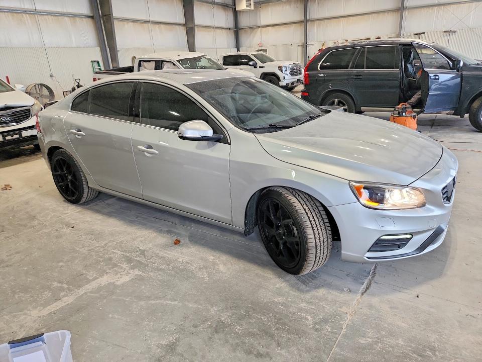 2017 Volvo S60 VIN LYV402TM1HB138852 COPART salvage auction — REAR END, Ne - Cert Of Title-Salvage, sold $1,150 on 2026-07-28 (photo 4)