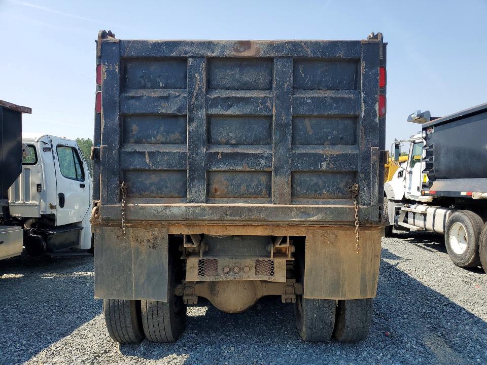 2002 Volvo Vhd VIN 4V5K99UF32N310912 COPART salvage auction — DAMAGE HISTORY, Nc - Dealer Only Clean Title, sold $14,200 on 2026-07-28 (photo 6)